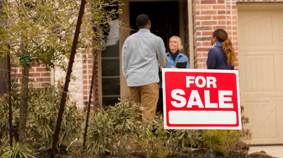 Why Did Zillow Stock Just Plunge While Redfin Stock Soared?